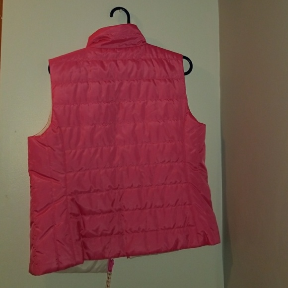 Vest - Picture 2 of 5